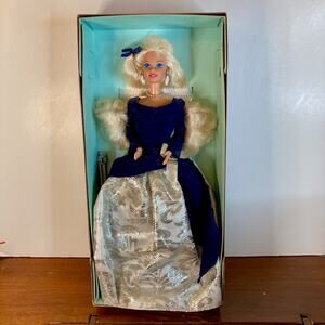 Y2K Mattel Barbie x AVON Winter Velvet Barbie #15571 (1995) NRFB